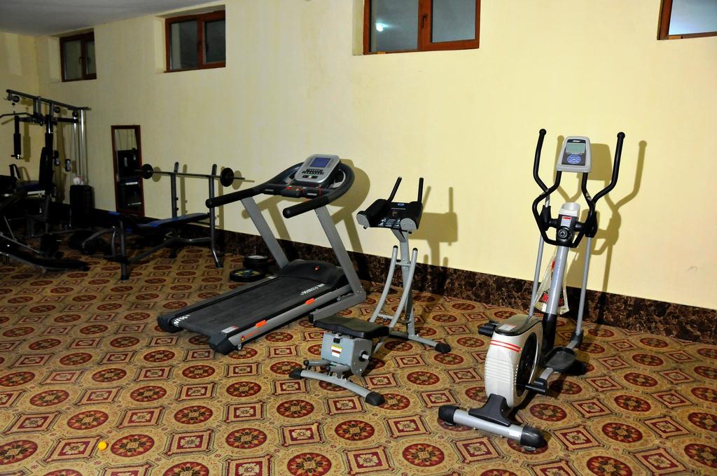 Xudaferin Hotel Баку Экстерьер фото