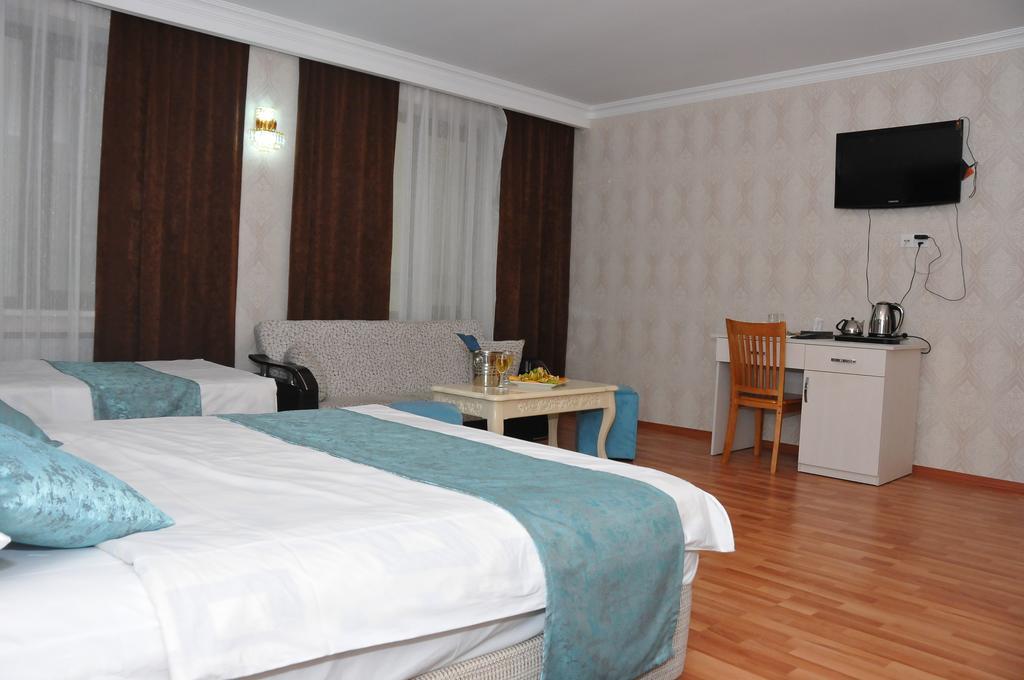 Xudaferin Hotel Баку Экстерьер фото