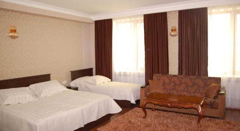 Xudaferin Hotel Баку Экстерьер фото
